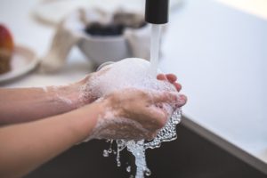5 REASONS TO SWITCH YOUR HAND SOAP